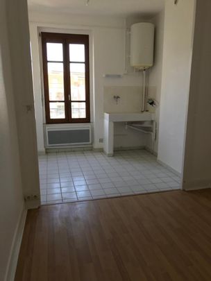 Location Appartement 1 pièce 28m² LYON 3ème - Photo 1