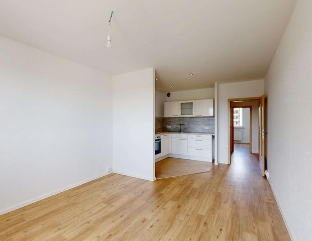 Sag „ja“ zu dieser schicken 2-Raum-Wohnung mit Einbauküche, Balkon u. Blick ins Grüne ab 16.12.2025 - Foto 1