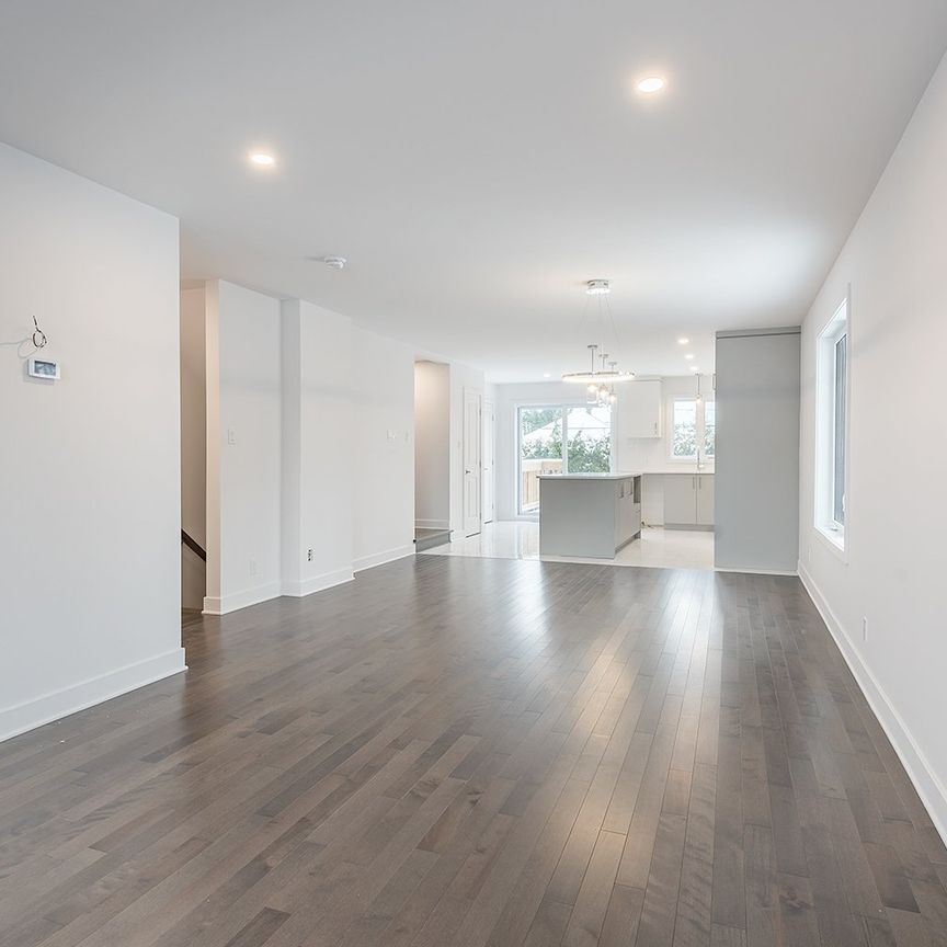 Maison à étages - 1738Z Rue Murray - Photo 1