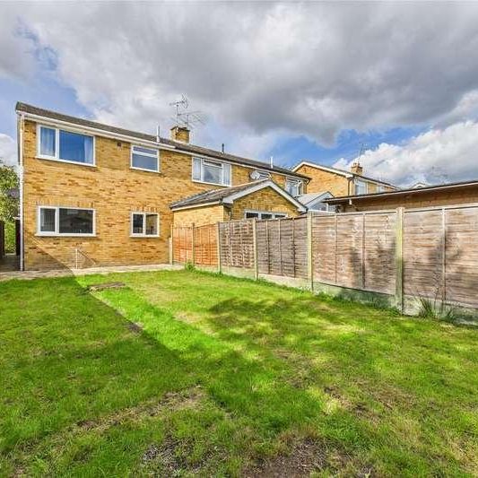 Tay Close, Farnborough, Hampshire, GU14 - Photo 1