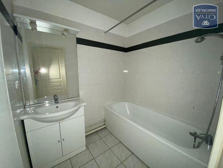 Location Appartement 3 pièces 63m² ST AVOLD 57500 - Photo 4