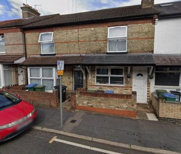 Price £750 pcm - Available Now - Furnished - Photo 6