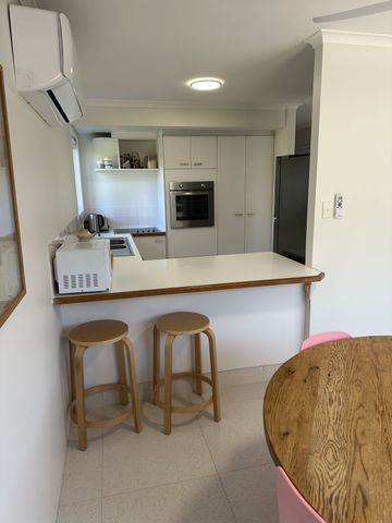 3 Bedroom Townhouse in Shelly Beach - Photo 5