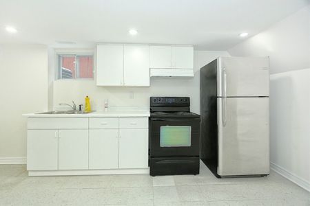For Lease - 115 Apache Trail Unit# Lower, Toronto, Ontario - Photo 5