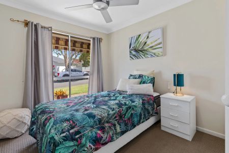 Immaculate Low-Set Home in a Quiet, Convenient Arundel Location - Photo 4