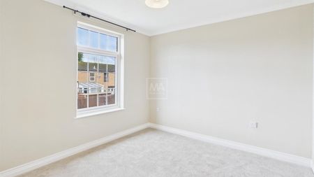 Trefoil Close, Birchwood, Warrington - Photo 3