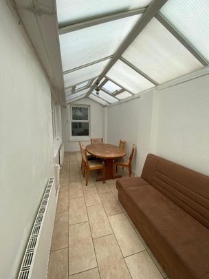 4 bedroom terraced house to rent - Photo 1