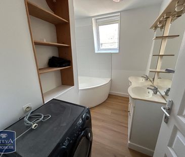 Location Maison 4 pièces 86m² LILLE 59000 - Photo 6