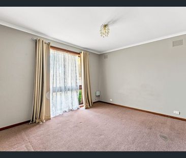 It's Address: Room to Relax, Space to Entertain - Photo 2