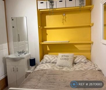 1 bedroom in a house share to rent - Photo 1