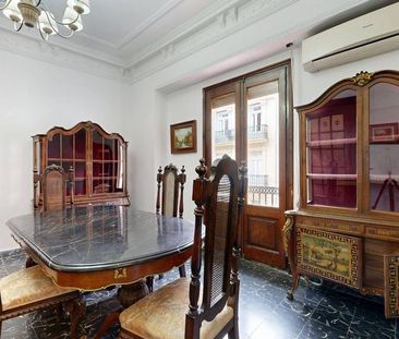 6 room luxury Flat for rent in Valencia, Spain - Photo 3