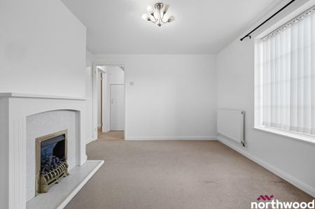 3 bedroom semi-detached house to rent - Photo 3