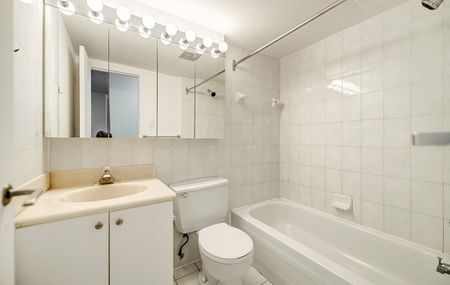 3355 chemin Queen Mary, Montréal, QC - Photo 2