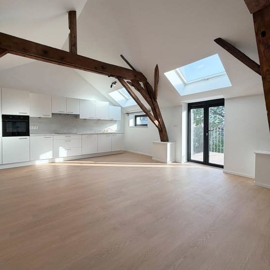 Appartement te huur - Photo 1
