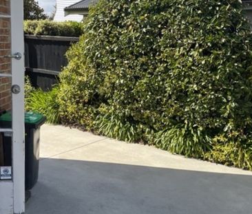 Comfortable Living in the Heart of Burnside - Photo 4