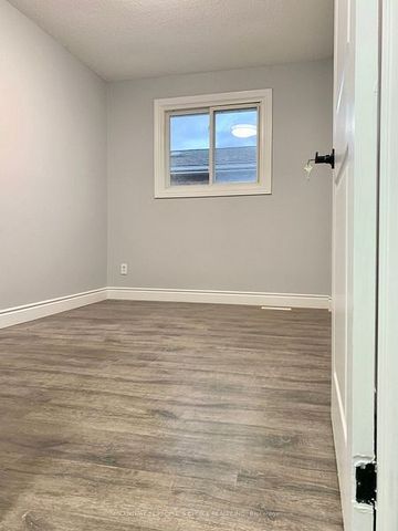 For Lease - 2638 Sherhill Drive, Mississauga, Ontario - Photo 2