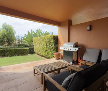 Ground Floor Apartment in Estepona East - Photo 1