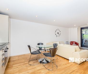 Flat to rent - Lant Street, Borough, SE1 - Photo 6