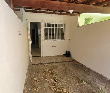 Casa 2 quartos e garagem para 2 carros disponível para aluguel em M... - Foto 4