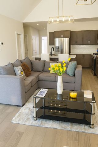 For Lease - 63 Compass Trail Unit# 7, Central Elgin, Ontario - Photo 5