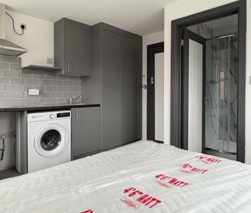 Studio to rent - Photo 5