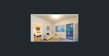 Charming Neat and tidy 2-Bedroom Townhouse in Prime North Adelaide Location - A Must-See! - Photo 4