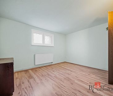 Pronájem bytu 2+1 58 m² - Fotografie 4
