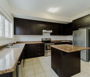 For Lease - 106 Aspen Hills Road Unit# 96, Brampton, Ontario - Photo 4