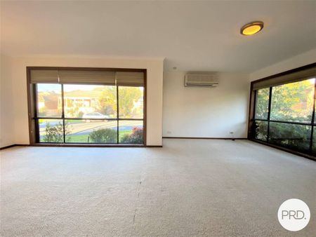 QUIET EAST ALBURY LOCATION - Photo 2