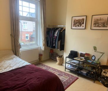 2 bedroom flat to rent - Photo 6