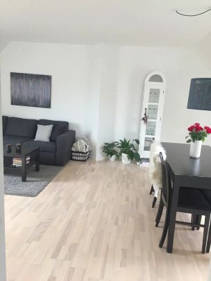 Lysfyldt 2-værelses lejlighed tæt på vandet - Photo 1