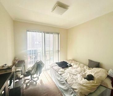 Canterbury - Photo 2