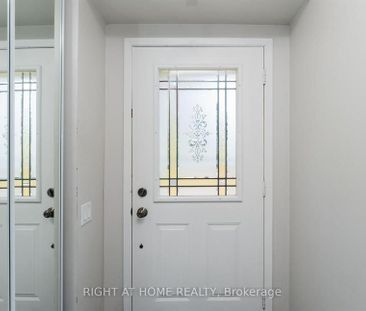 For Lease - 2472 eglinton Avenue Unit# 19, Toronto, Ontario - Photo 6