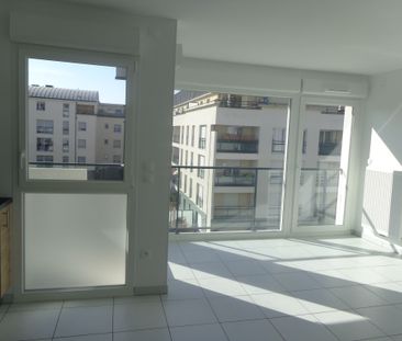 RUE DU CAPITAINE ALFRED DREYFUS, Reims - Photo 1