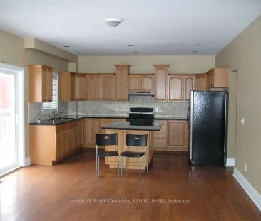 Property For Lease | W9269448 - Photo 3