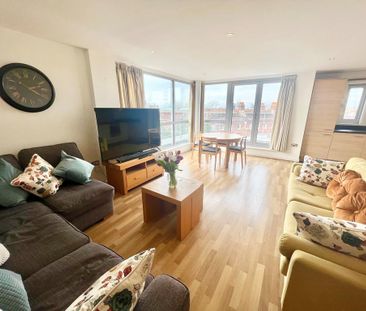 2 bedroom flat to rent - Photo 1