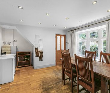Harvest Road, Englefield Green, Egham, Surrey, TW20 0QS - Photo 3