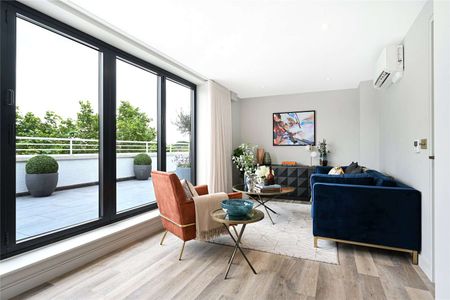 A truly stunning brand new two bedroom apartment with the most impressive 500sqft terrace spanning the entire width of the apartment. - Photo 2