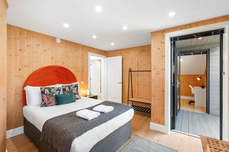 2 Bed Detached House, Hogarth Road, BN3 - Photo 4