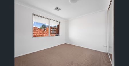 Light-filled apartment in a quiet cul-de-sac - Photo 2