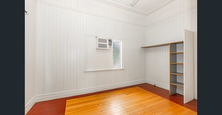 Waterfront Views!! - Photo 4