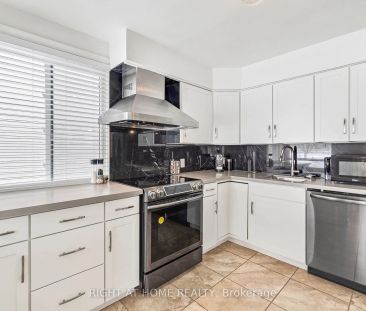 Detached Home For Lease | E8332698 - Photo 5