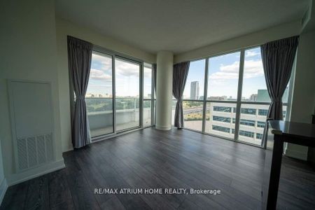 For Lease - 180 Fairview Mall Drive Unit# 1012, Toronto, Ontario - Photo 2