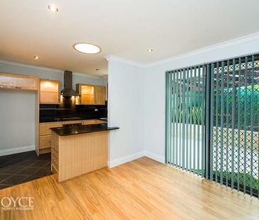 4/208 North Beach Drive, Tuart Hill WA 6060 - Photo 6