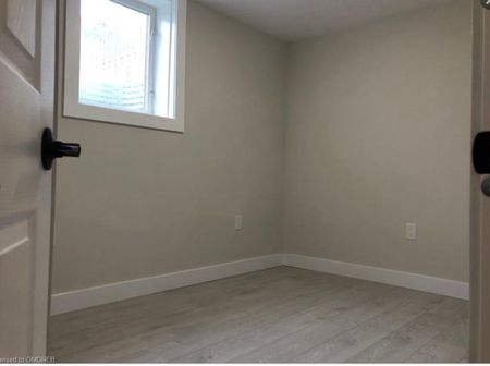 For Lease - 7 Chalmers Street Unit# LOWER, St. Catharines, Ontario - Photo 3