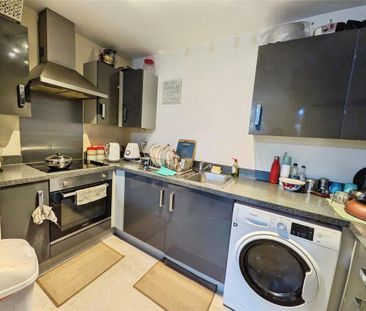 2 bedroom apartment to rent - Photo 6