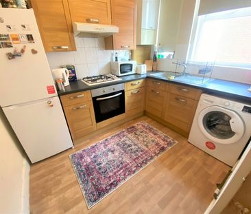 Flat to rent on - Photo 6