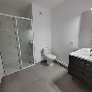 Location Appartement 1 pièce 28m² VALENCIENNES 59300 - Photo 2