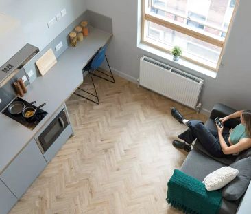 Duplex Gable Apartment - Photo 1