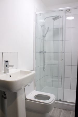 Park Street, Bolton - Photo 2